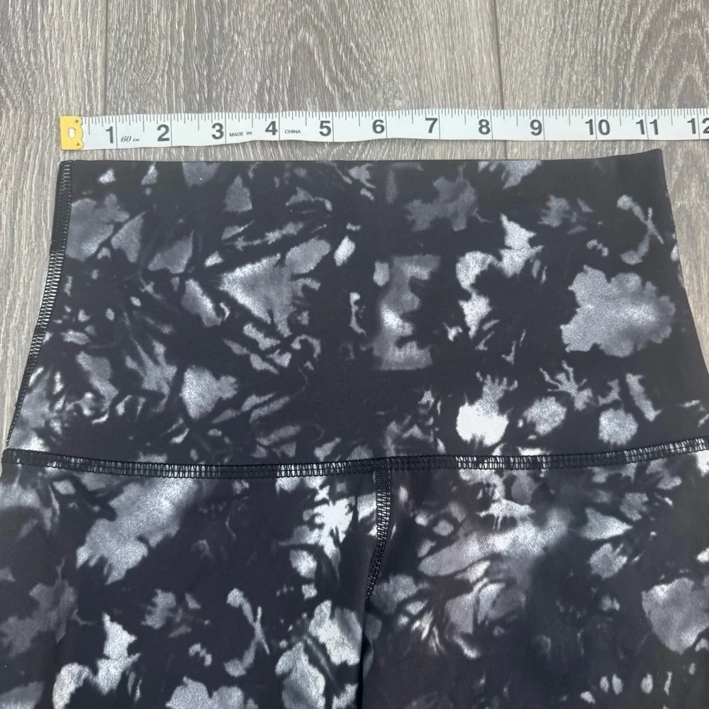 Lululemon Wunder Under Crop Hi-Rise Dusk Tie Dye Leggings Size 4